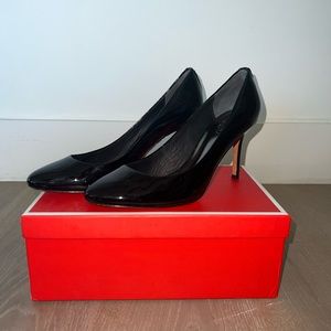 Women’s Coach black patent leather pumps size 9